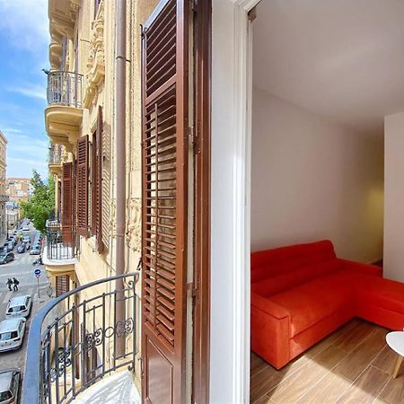 Solemar Sicilia - Palazzo Pirrotta Apartment Palermo Luaran gambar